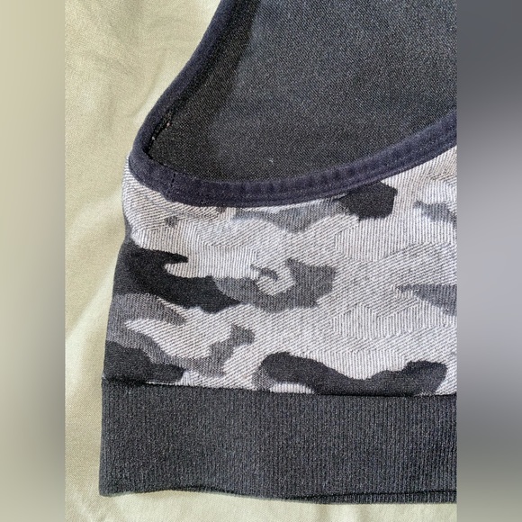 Z by ZELLA SPORTSBRA - Picture 2 of 7